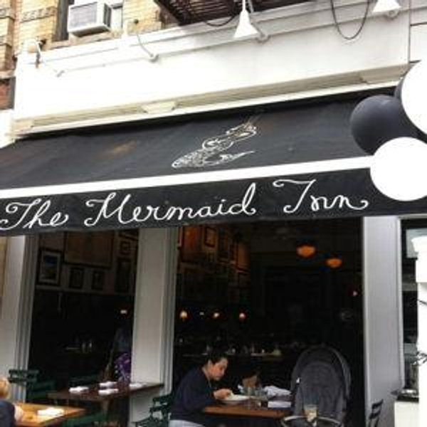 DATE NIGHT | Happy Hour at The Mermaid Inn