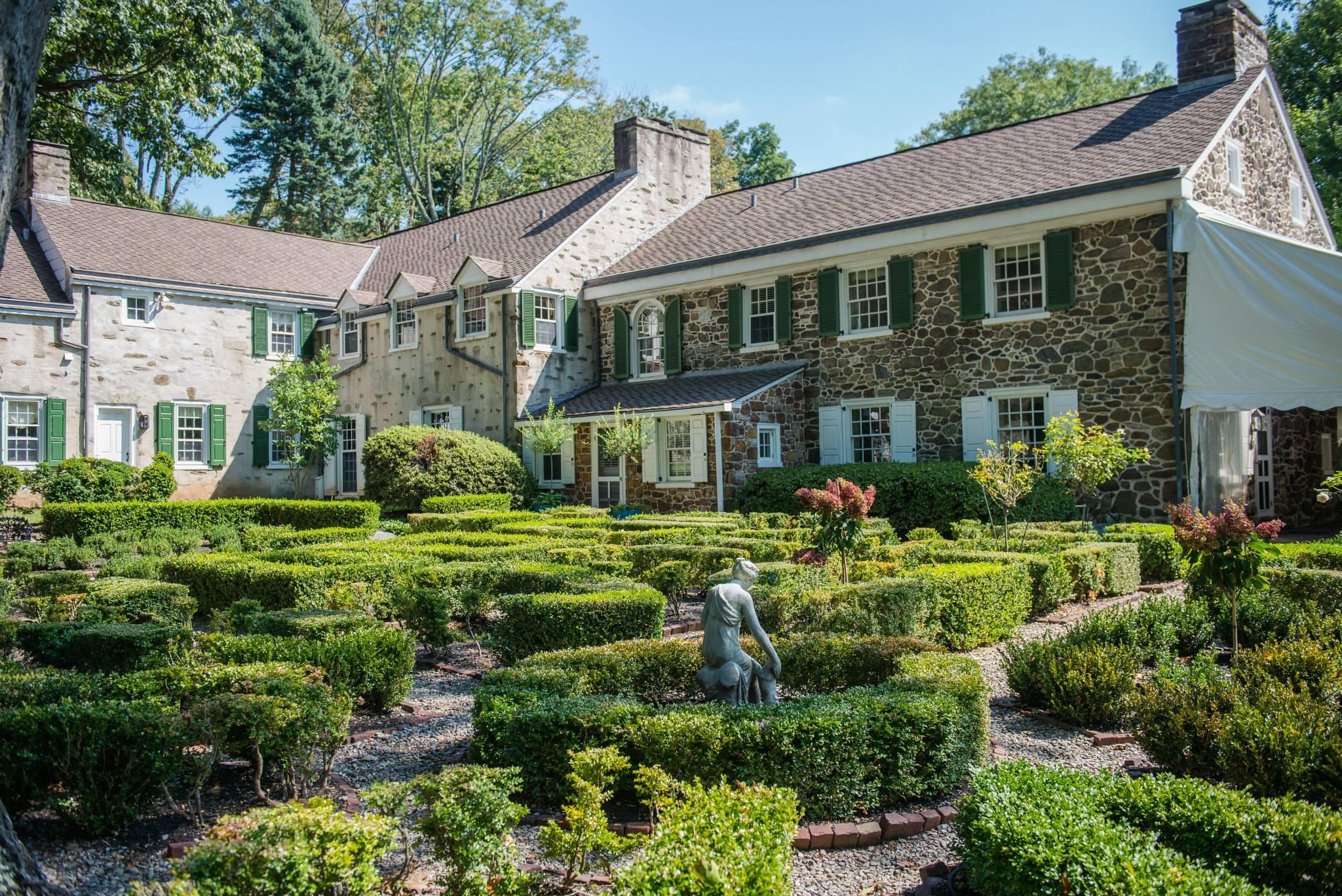 The Wedding Website of Colleen Roe and James Glatts