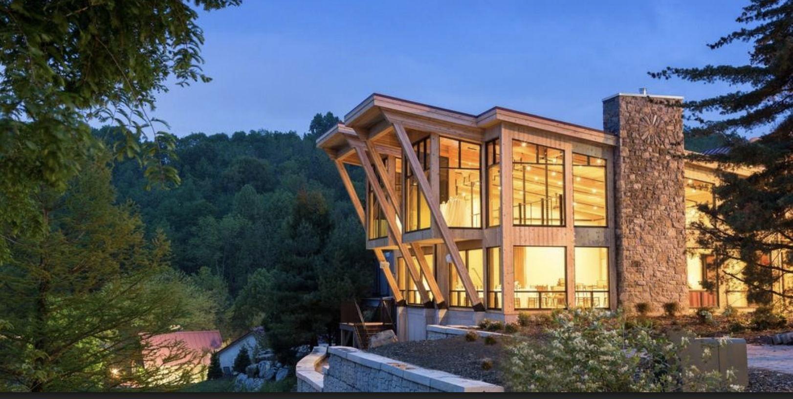 The Wedding Website of Jacquelyn Palmquist and Nathan Murphy