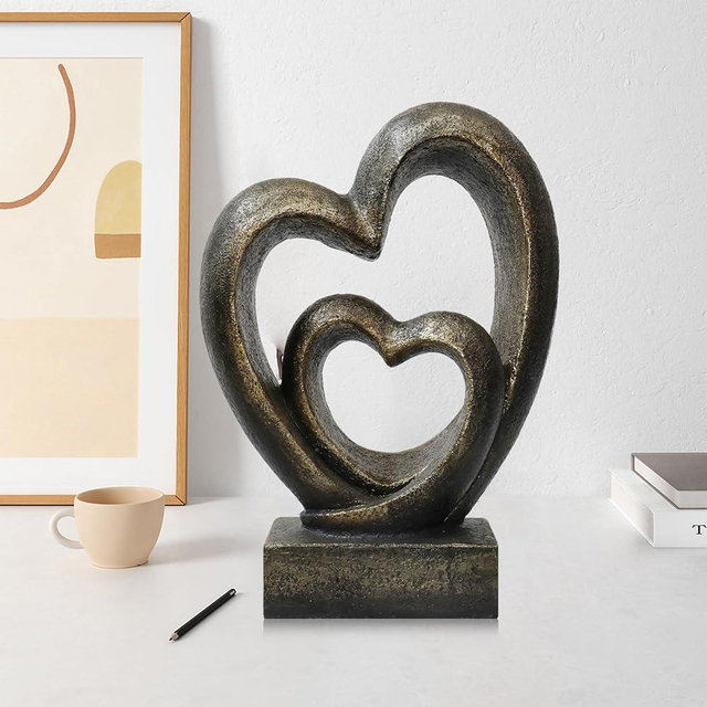Hamiedun Heart Statue Decoration,Love Sculpture Wedding Decoration for Home Living Room Bookshelf Coffee Table Table Decoration,Office Desk Decor (13.78''H)