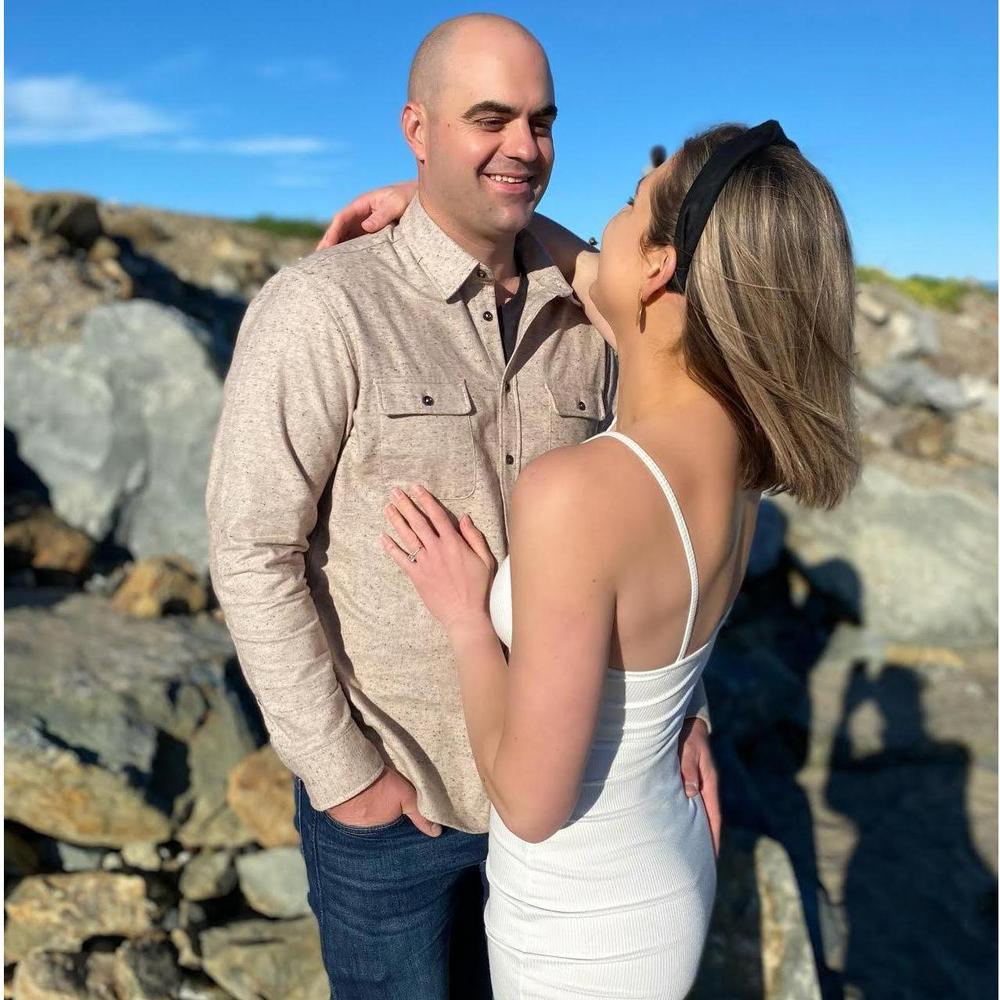 Lindsey Jackson and Aaron Gillespie's Wedding Website, image size:1000x1000