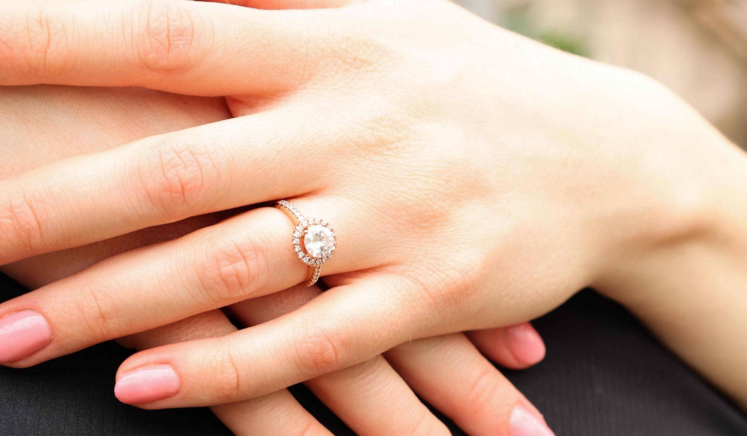 The Wedding Website of Amanda Crecelius and Erik Llanas