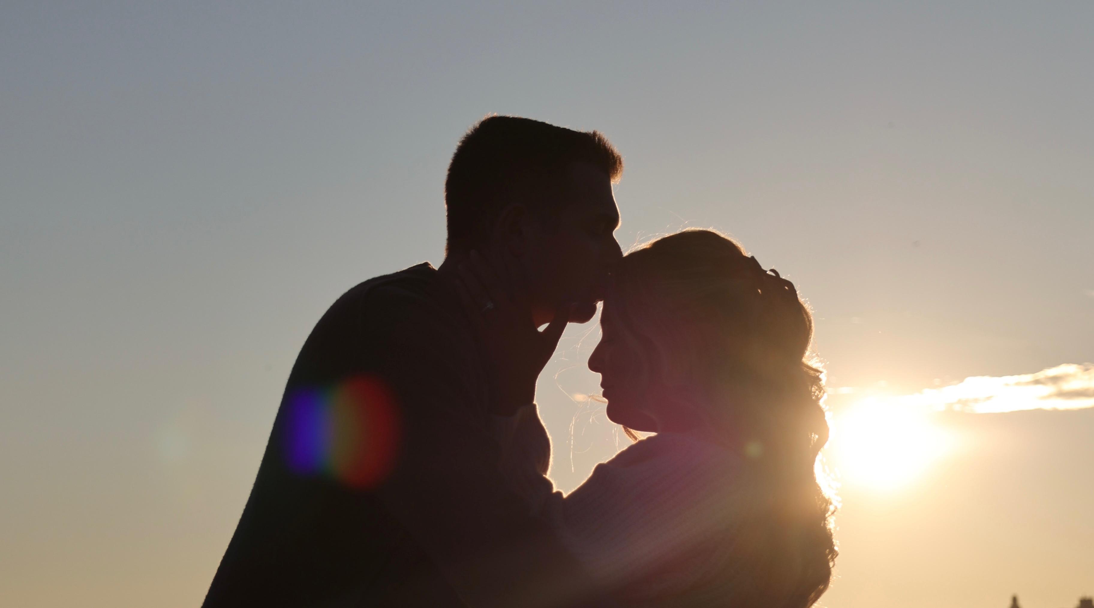 The Wedding Website of Rachel Burns and Maxwell Everett