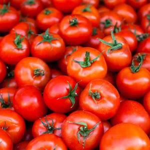 Throw Tomato at Anthony
