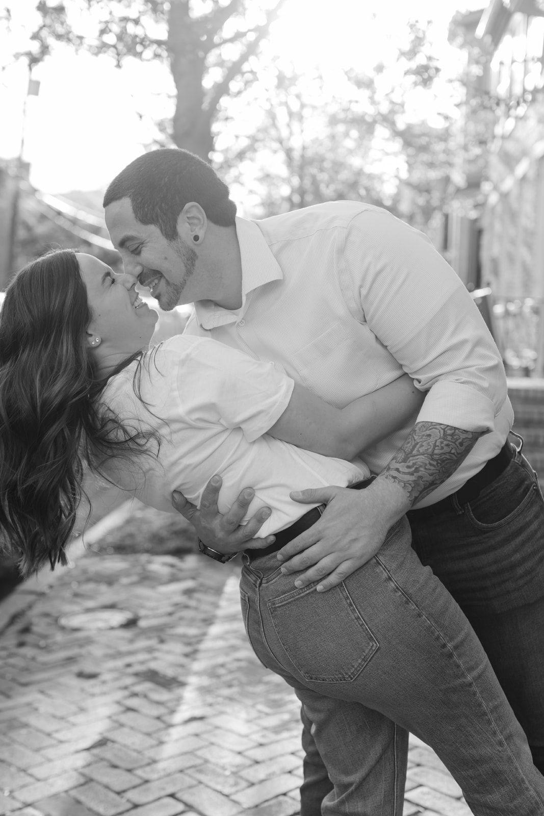 The Wedding Website of Lauren Broadbent and Robert Menrad