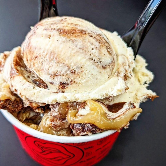 Big Licks Ice Cream