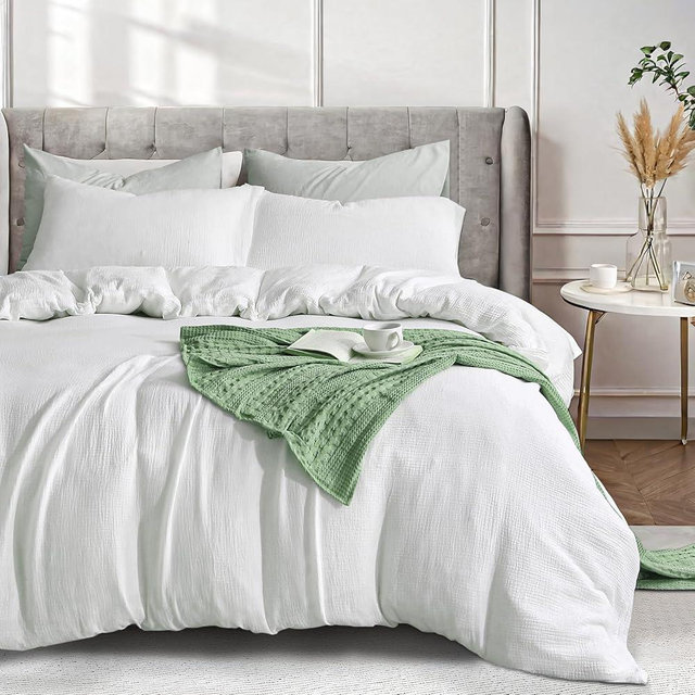 Tohetsuzp Cotton Muslin Comforter Queen Size, White Soft Lightweight and Breathable Bedding Set for All Seasons, 3 Pieces - 1 Comforter 90"x90", 2 Pillowcases 20"x26"