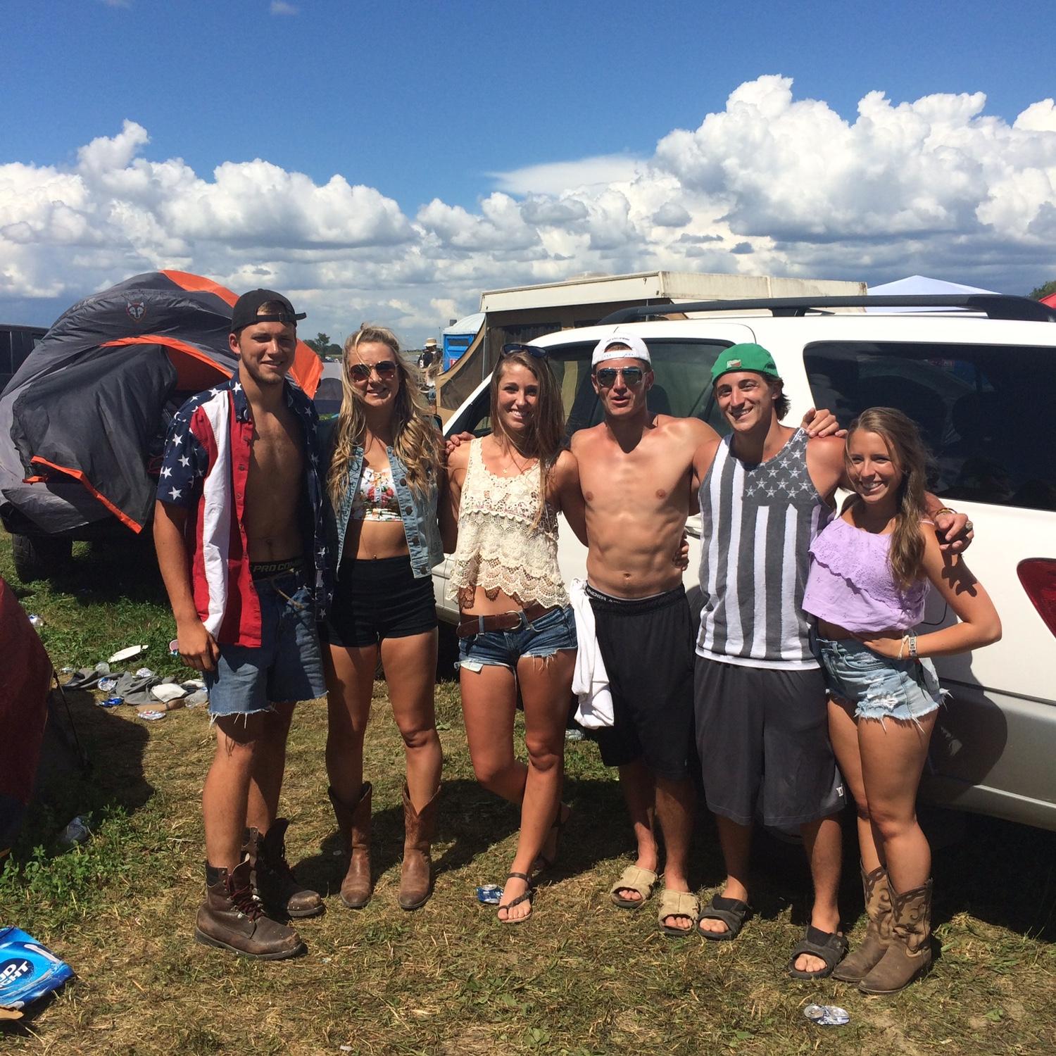 Hi Jack and Nat! Hi Ryan! 2014 Country Thunder