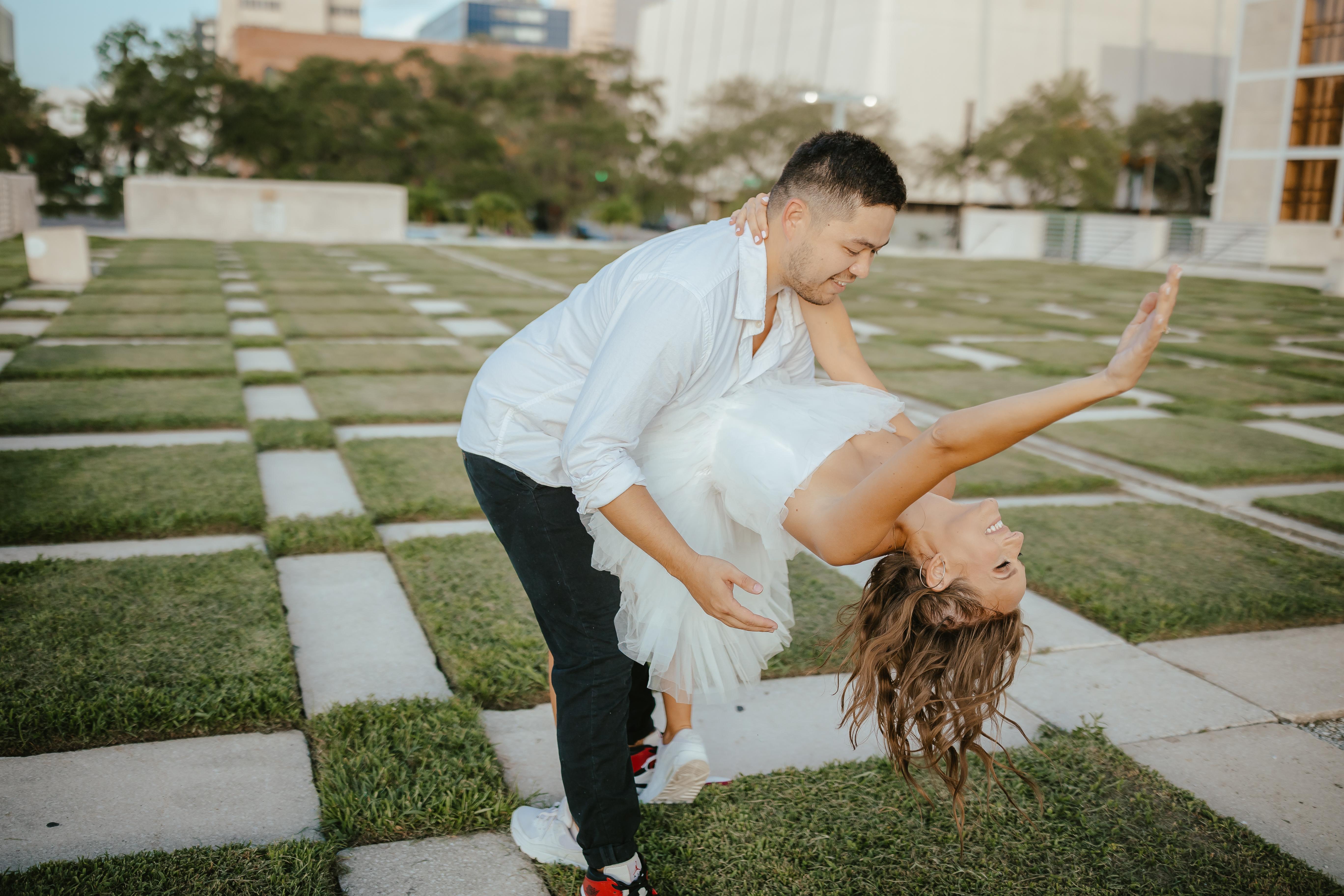 The Wedding Website of Lyndsay Brossman and Jonathan Lee