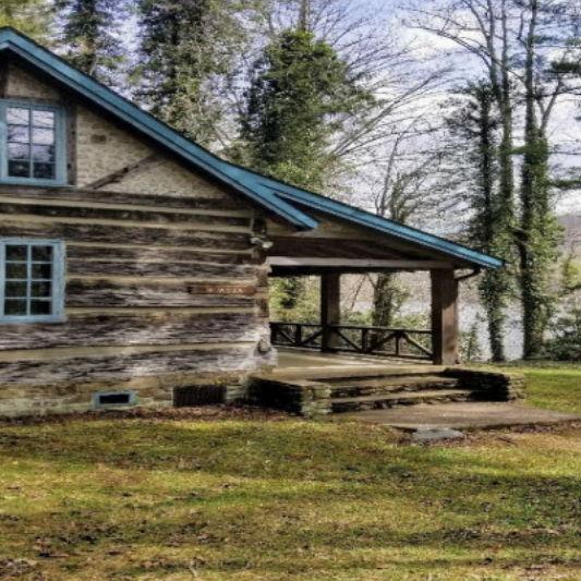 Sit N' Whittle Cabin