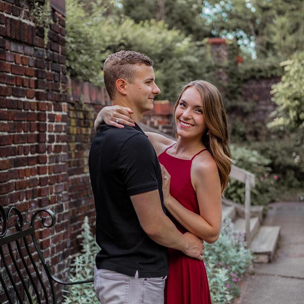 Engagement Photos - Mellon Park