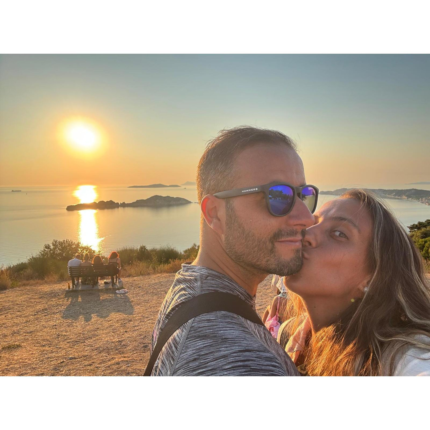 Sem querer, ao regressármos da Porto Timoni Beach, descobrimos o que julgamos ser um dos melhores pores-do-sol de Corfu e até mesmo da Grécia