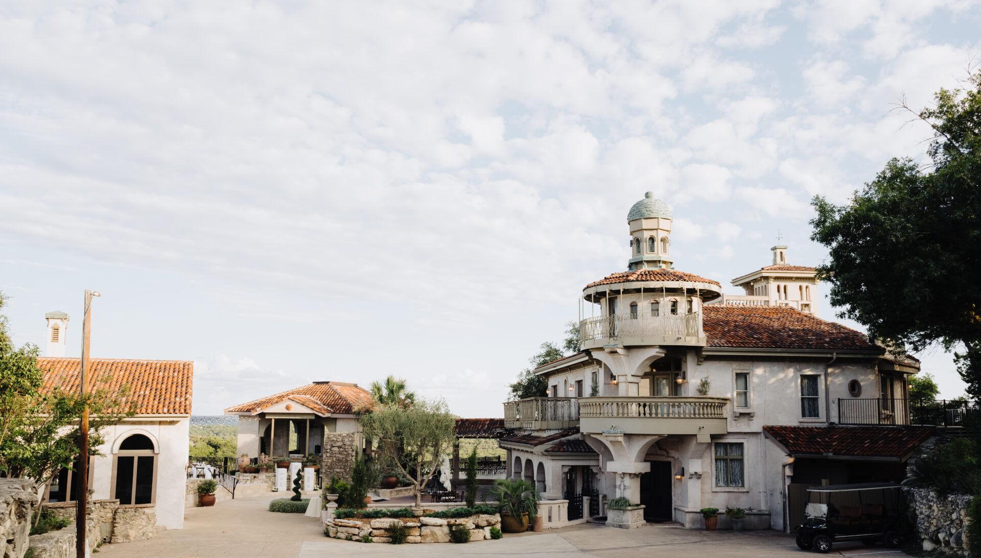 The Wedding Website of Savannah Lunn and Lucas Chimento