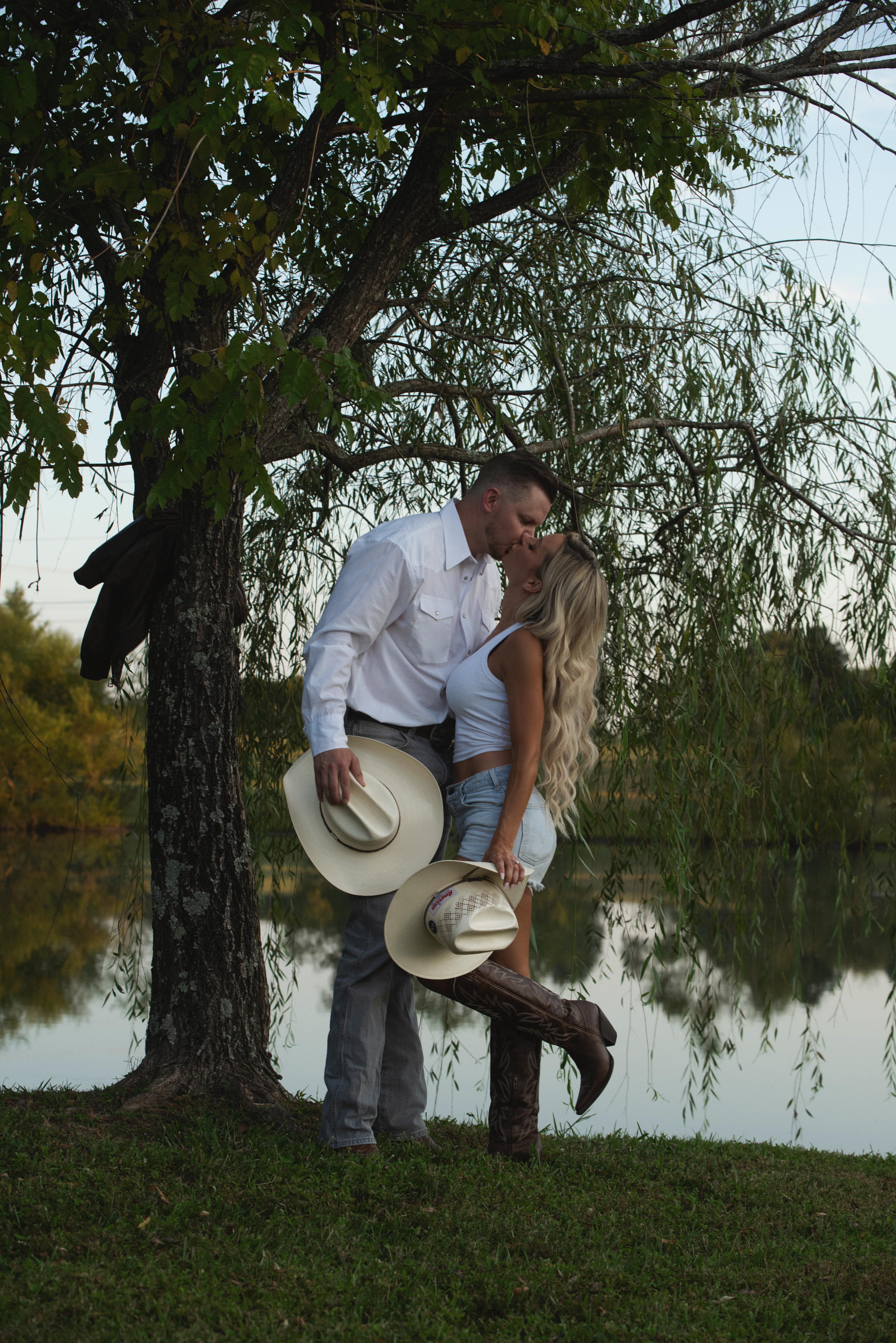 The Wedding Website of Holly Stocks and Darin Blue