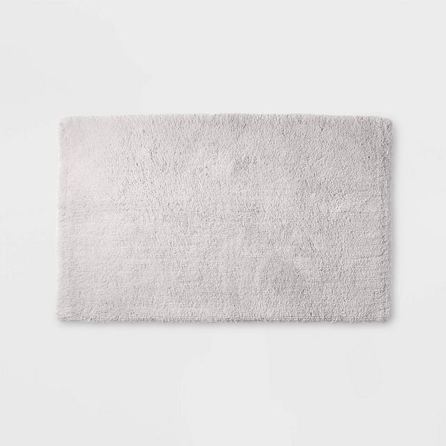 21"x34" Ultra Soft Tufted Bath Rug Light Gray - Casaluna™