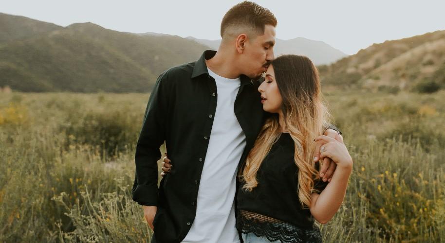 The Wedding Website of Ashley Jimenez and Eloy Arellano