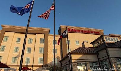 The Wedding Website of Vivian Kiefer and Jose Salinas