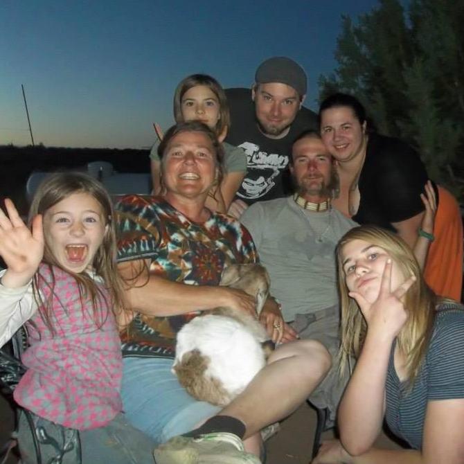 Rare get-together with Ihanne's sister and brothers. Cherish those stolen moments that are few and far between. We are so fortunate to have them. <3