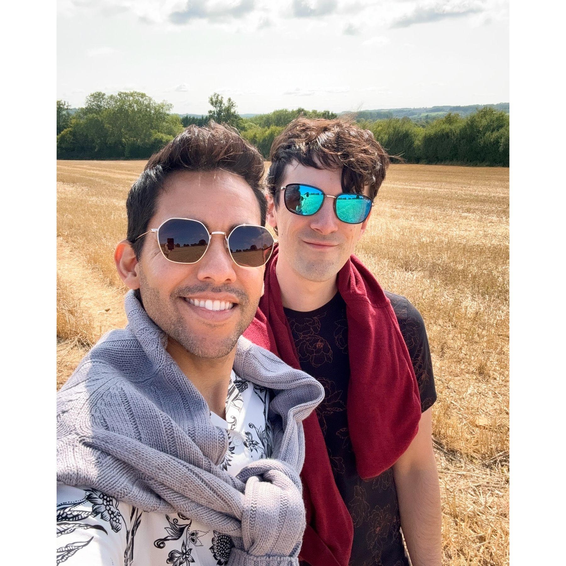 Steven found this unique hiking trail in the Cotswolds (Bourton-on-the-Water). It was so beautiful and relaxing that we decided to hike it twice!