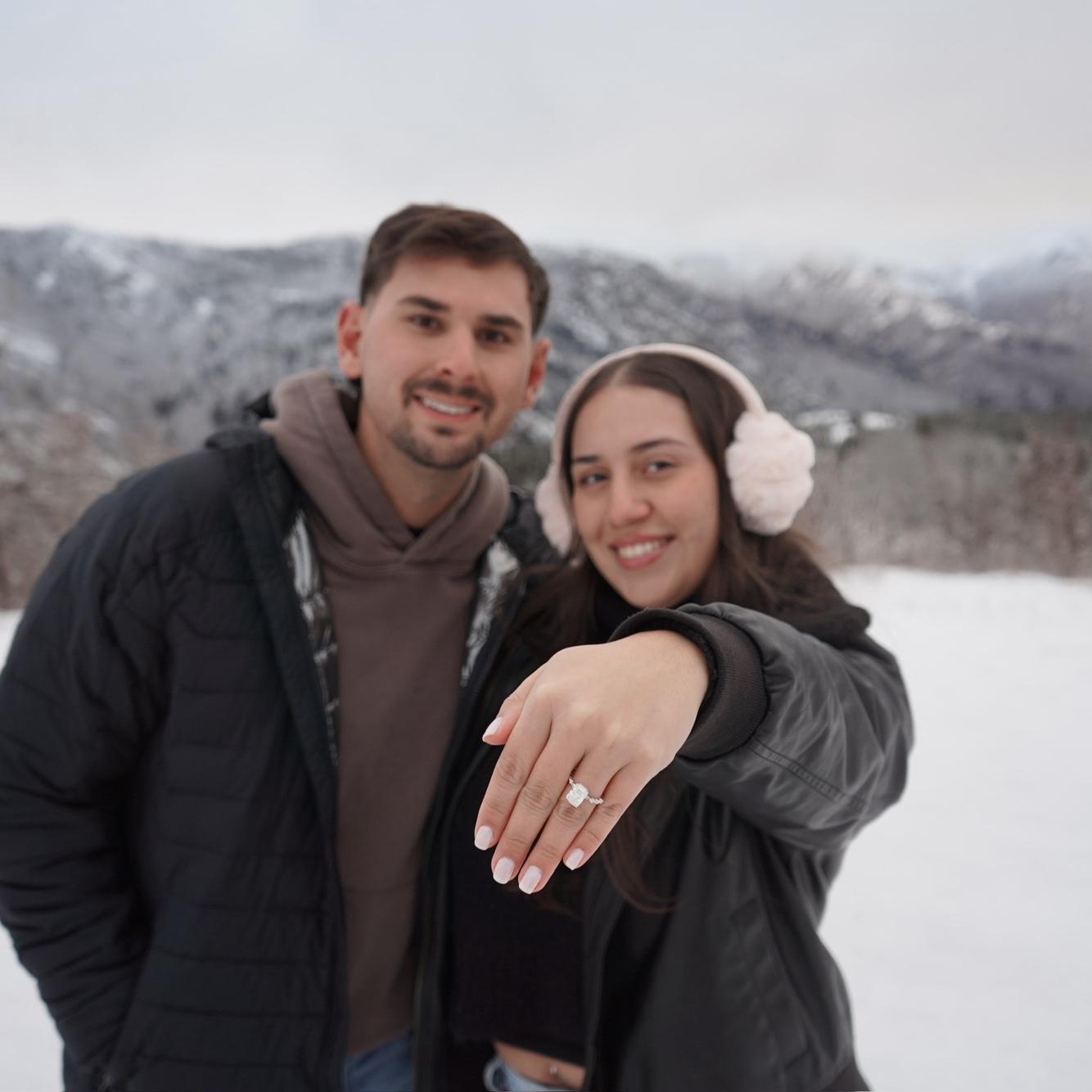 Impromptu engagement photos in Alaska !