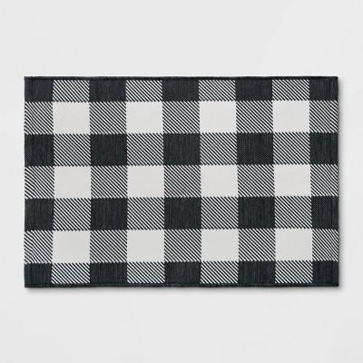 2'x3' Indoor/Outdoor Reversible Scatter Rug Black/White - Threshold™