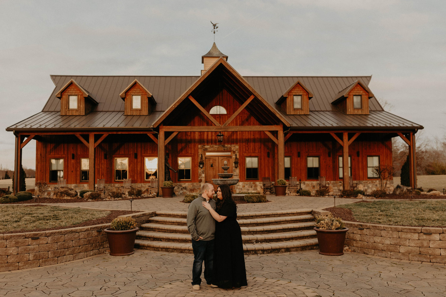 The Wedding Website of Lashawnna Shively and Justin Morrison