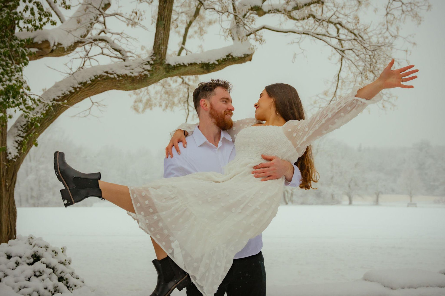 The Wedding Website of Isabela Oliveira dos Santos and Justin Clay Lockery