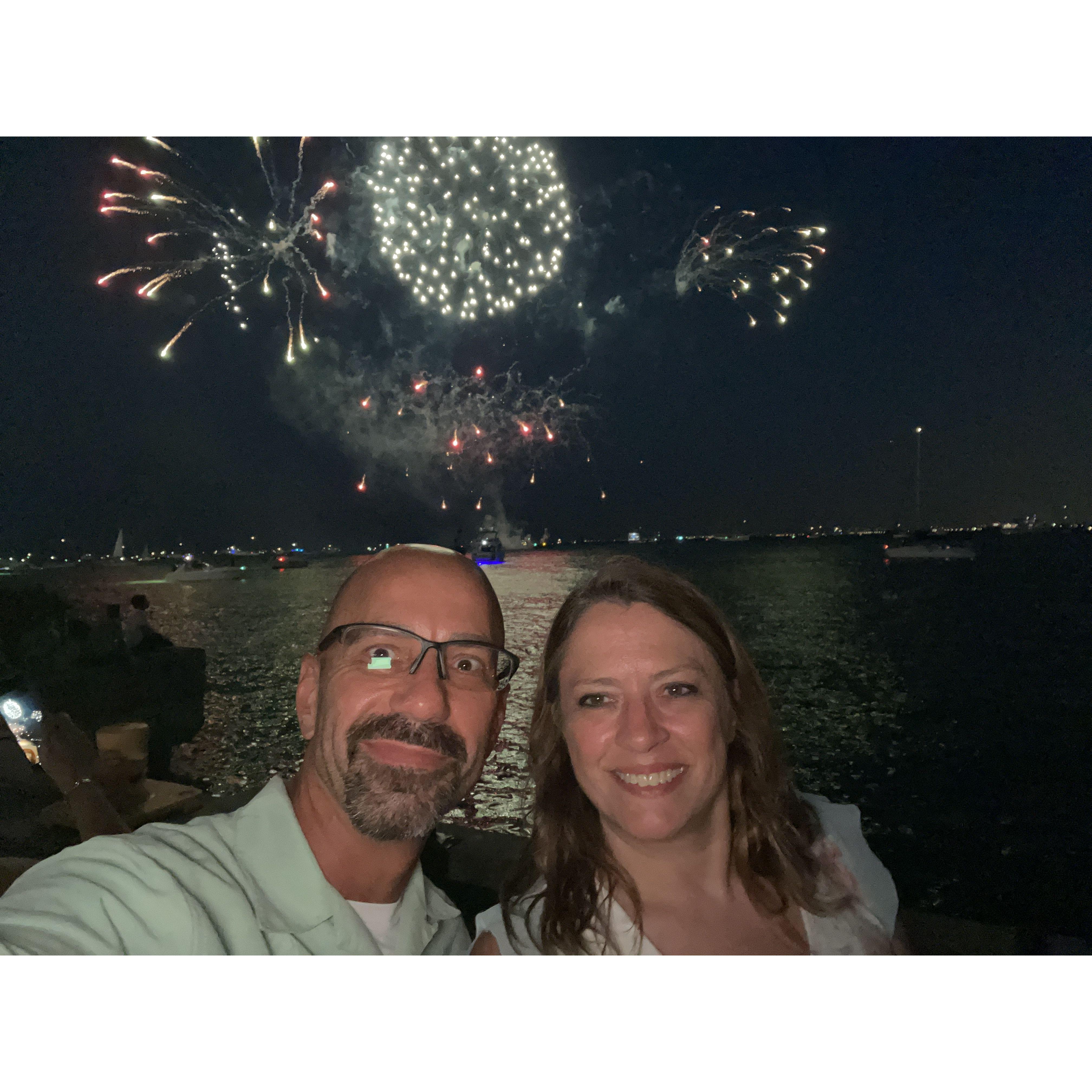 Fireworks at Navy Pier! This was our first, of many, trips over the summer to Navy Pier. Fun 🤩 Fun 🤩 Fun 🤩!