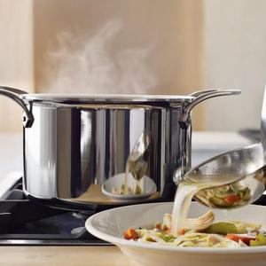 All-Clad d5 Stainless-Steel 4-Qt Soup Pot