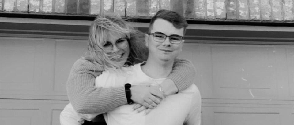 The Wedding Website of Kyalani Zinnell and Tylor Vacca