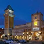 San Marcos Premium Outlets