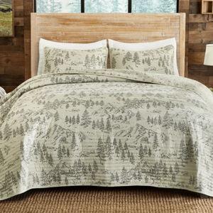 Light Green Bear and Pine Tree Toile Quilt Set