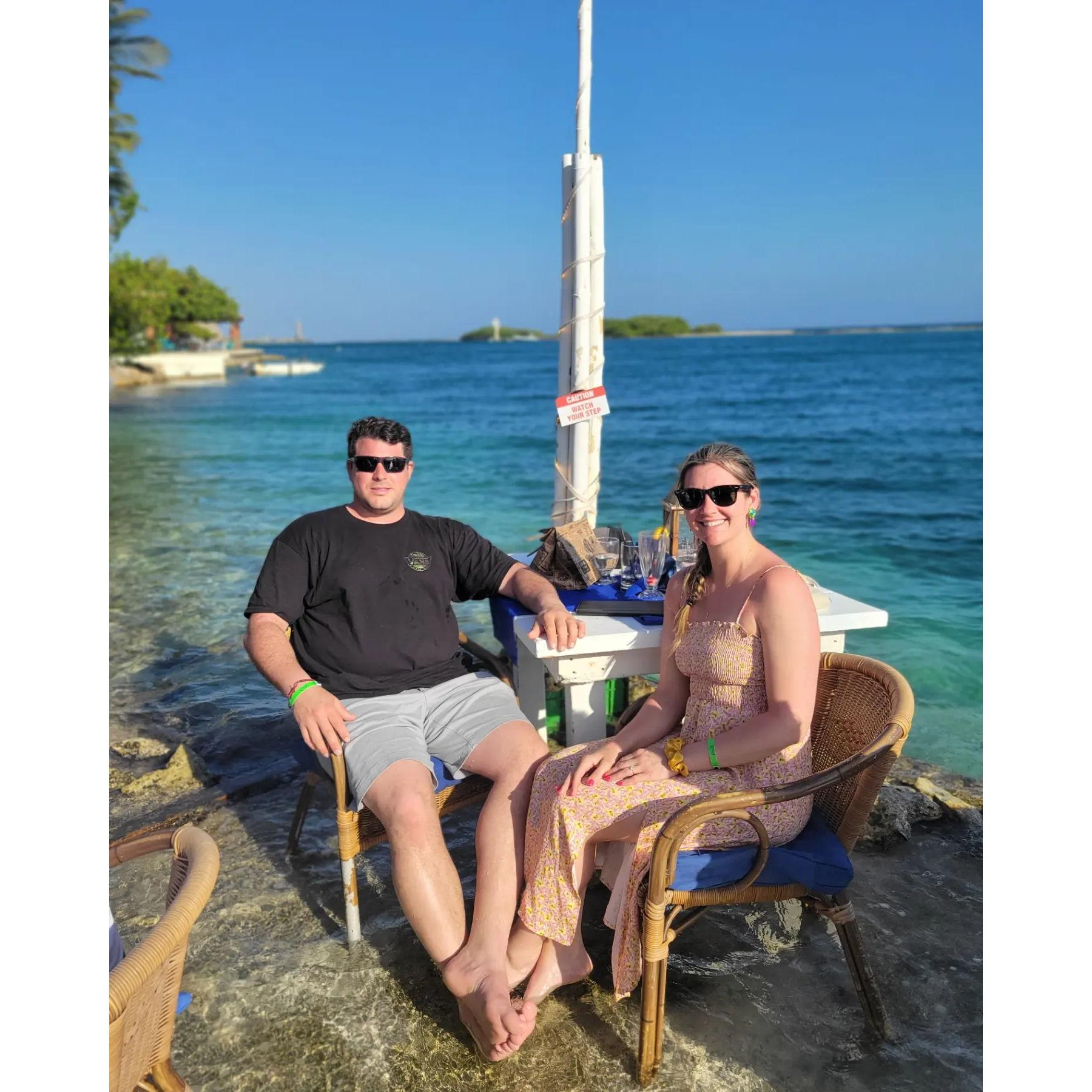 Flying Fishbone, Aruba