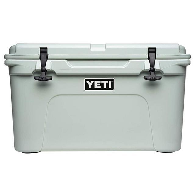 YETI Tundra 45 Cooler