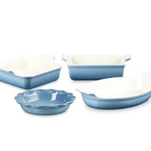 Color - CHAMBRAY - Heritage 4-Piece Bakeware Essentials Set