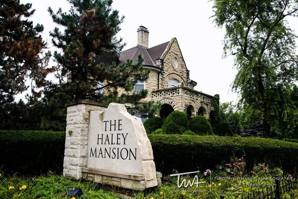 The Wedding Website of Taylor Cross and Eric Bomba