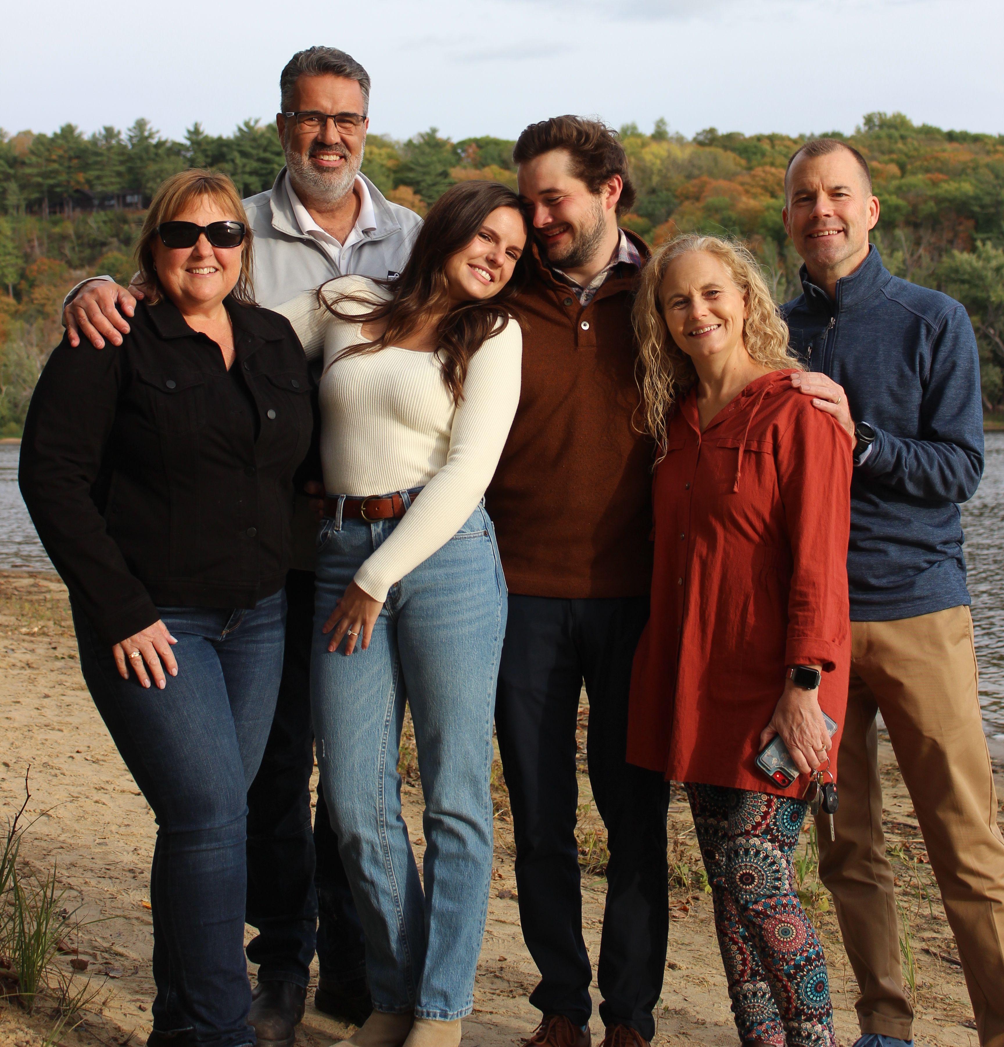 The Wedding Website of Rainer Londino-Green and Maddie Meissner