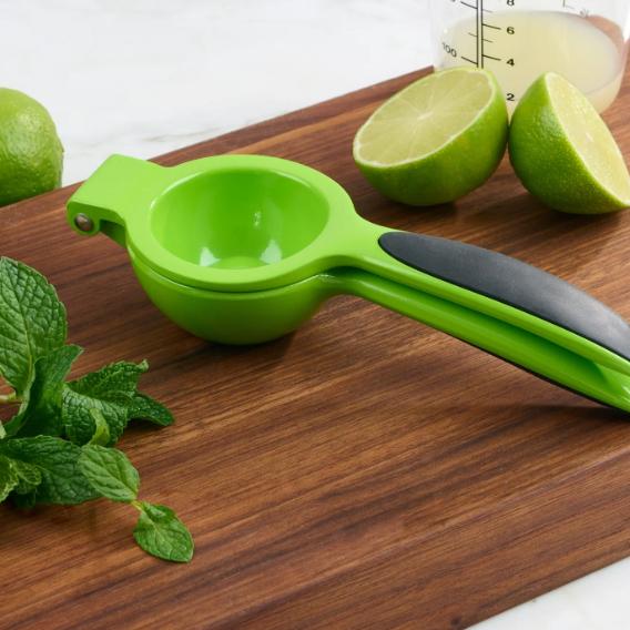 Mainstays Heavy Duty Diecast Lime Green Manual Juicer and Squeezer with Comfort Grips Handles