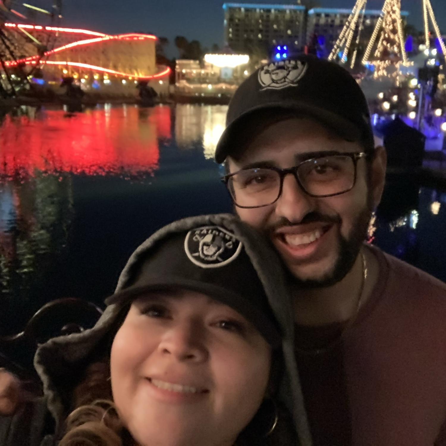Became BF & GF at Disney land 🥰