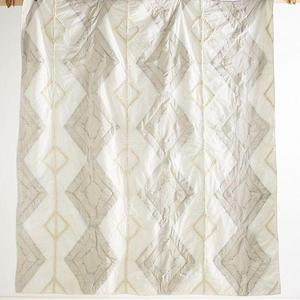Tufted Banksia Quilt