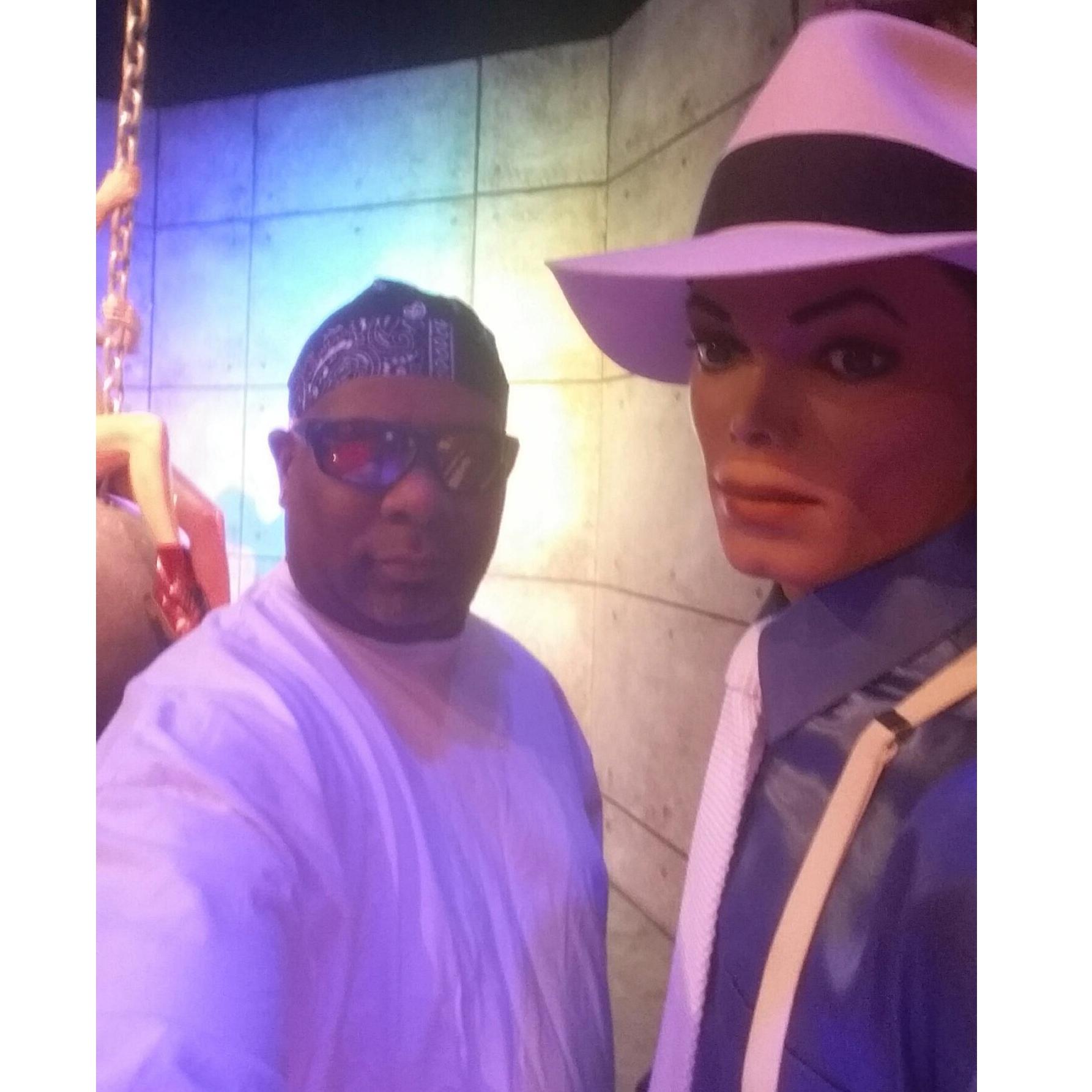 mj wanted a selfie with yo boy ty
