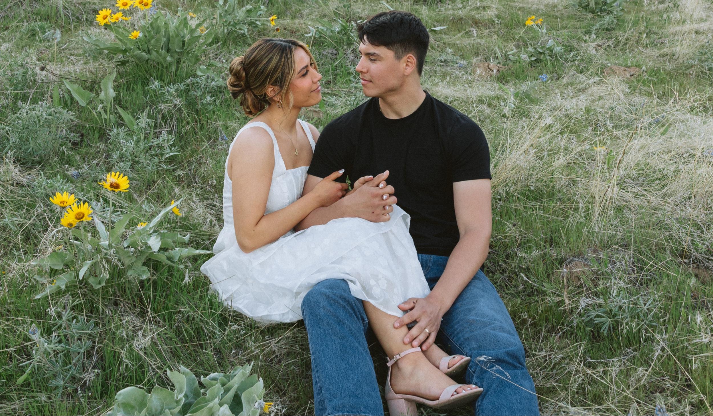 The Wedding Website of Alexis Russell and Elijah Caspersen