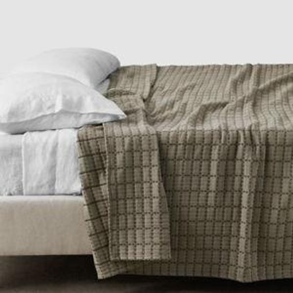 The Citizenry Naya Organic Cotton Quilted Bed Blanket