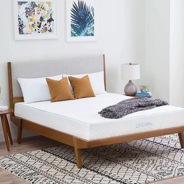 LINENSPA 10 Inch Gel Memory Foam Mattress - Dual Layered - CertiPUR-US Certified - Medium Feel - 10 Year U.S. Warranty - King Size