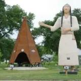 Pocahontas Roadside Statue and Teepee