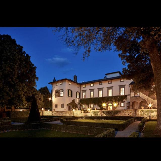 Dinner for Two in Tuscany Countryside