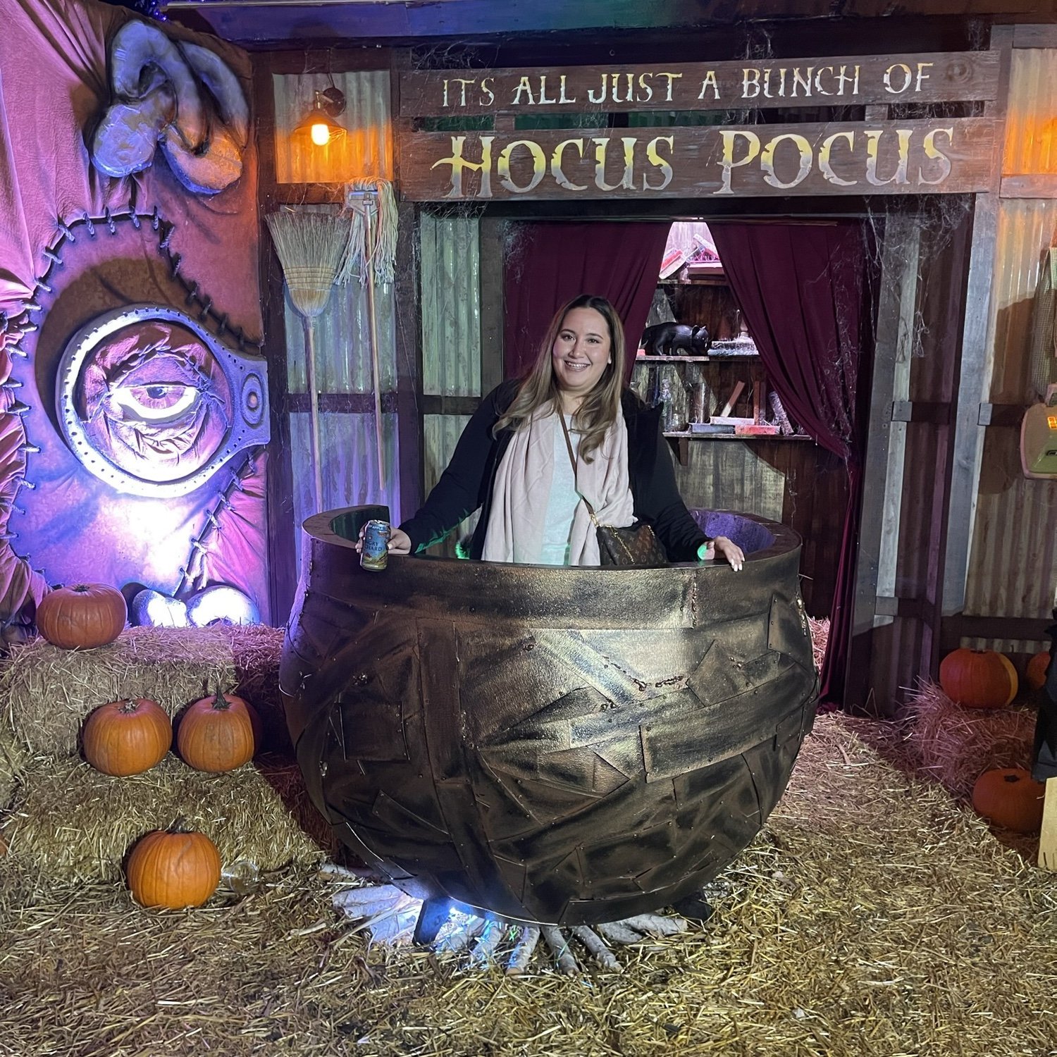 Our 1st date 👻