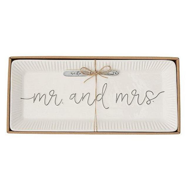 Mud PieMr & Mrs Hostess Tray Set