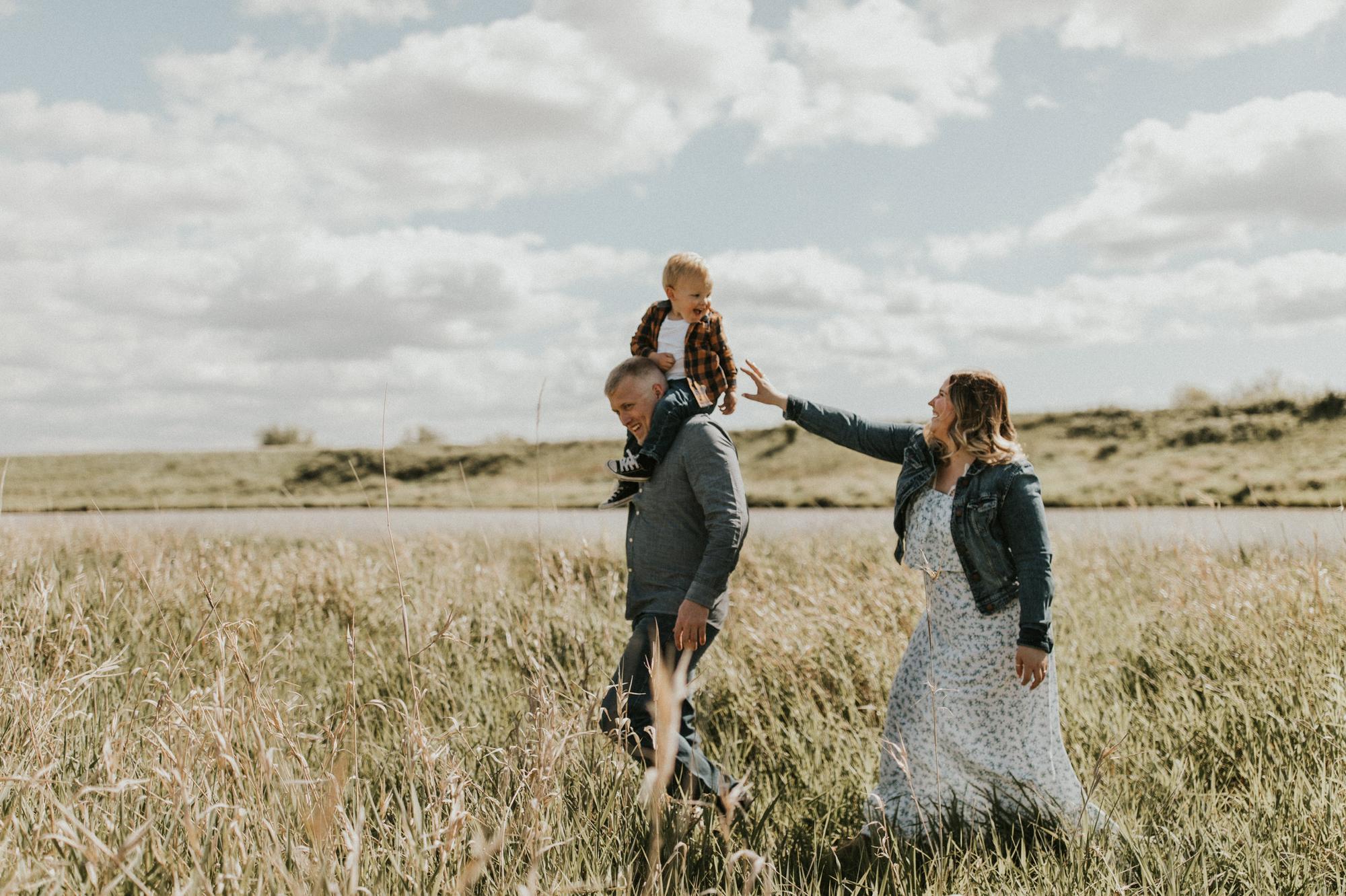 05.23.2021
Family/engagement photos by Sindee Adler!