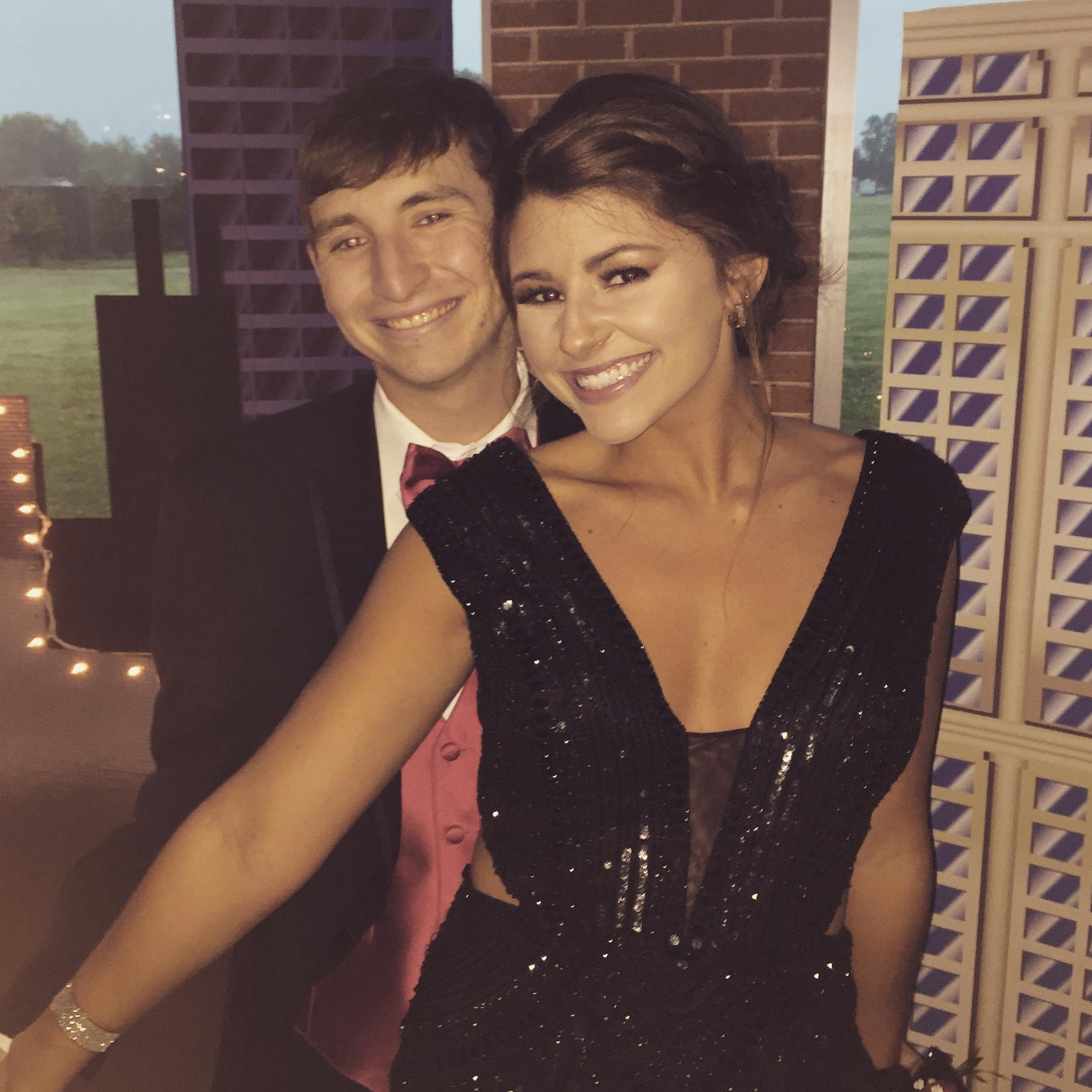 2017 - -PROM